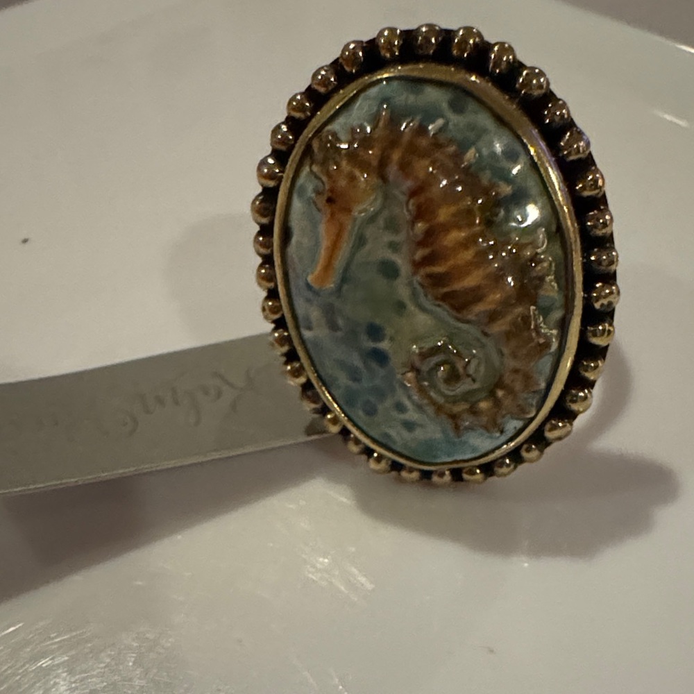 Artistic Seahorse Ring with Gold Beading - Picture 3 of 3